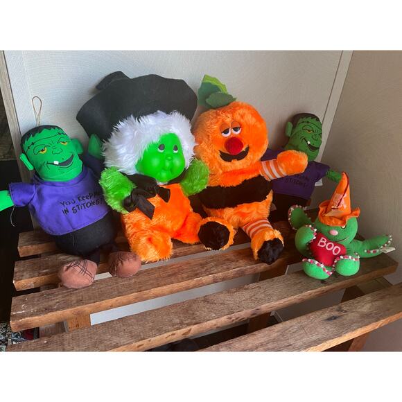 Vintage Halloween Stuffed Animals Plush Lot of 5 Hard face 90s 80s - Picture 1 of 5
